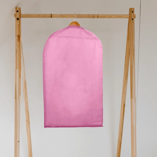 Suspension pratique dans l’armoire et en déplacement