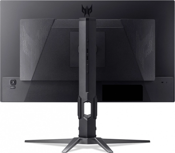 Design Predator distinctif et pied robuste