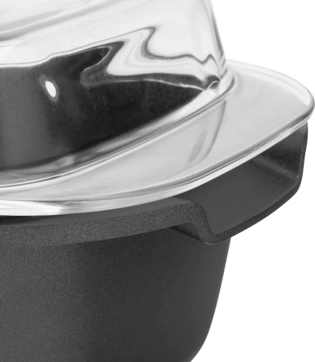 Un couvercle pour des plats plus juteux et une cuisson uniforme
