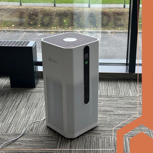 Commande intelligente via Wi‑Fi et écran clair