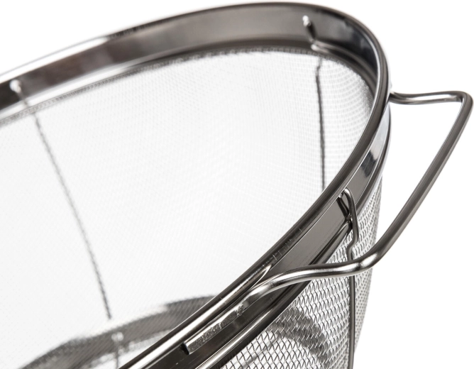 Acier inoxydable 18/8 résistant et poignées solides