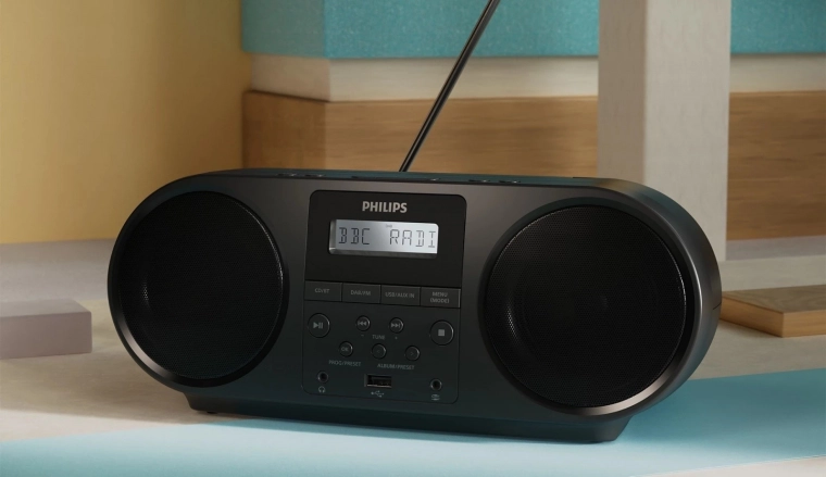 Radio DAB+/FM claire avec présélections