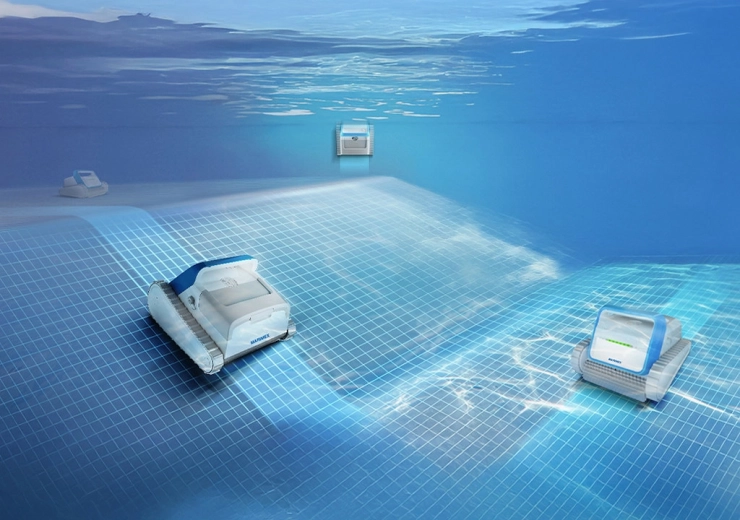 Nettoyage en profondeur du fond, des parois et de la ligne d’eau