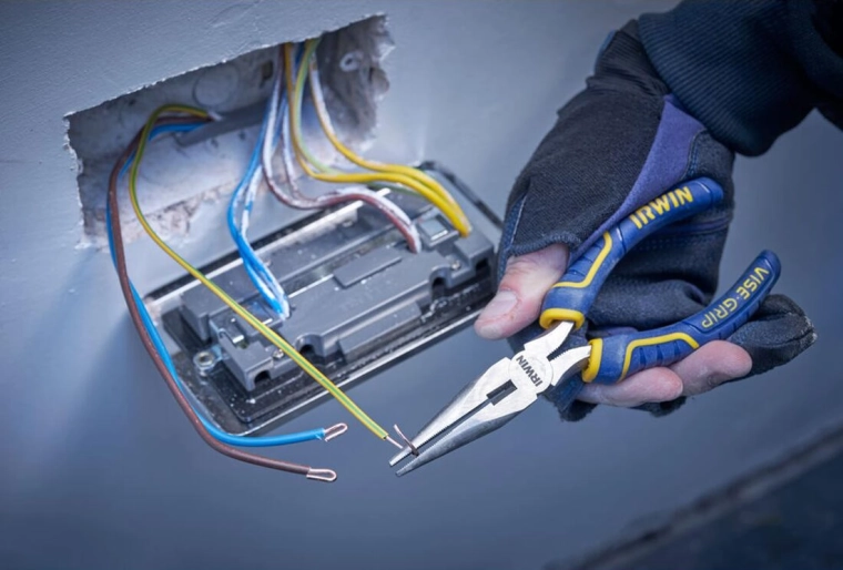 Profil fin pour travailler dans les espaces étroits