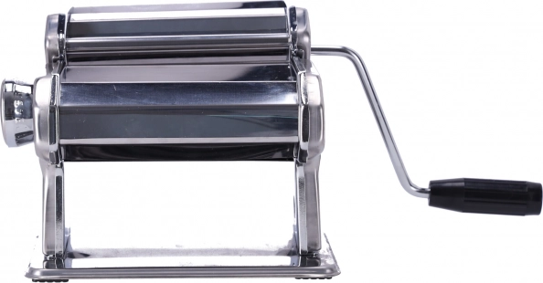 Deux coupe-pâtes : 2 et 6 mm