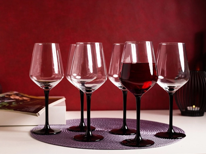 Calice 370 ml pour mieux révéler les arômes du vin rouge