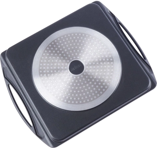 Utilisation universelle sur tous types de tables de cuisson et au four