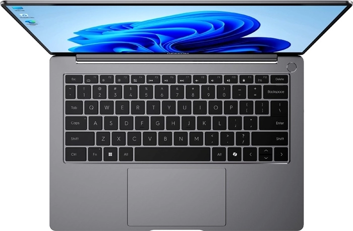 Performances Intel Core Ultra, SSD rapide et connectivité moderne