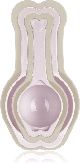 Set empilable et peu encombrant