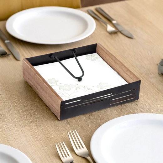 Élégant sur toutes les tables