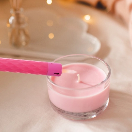 Embout allongé pour allumer facilement les bougies