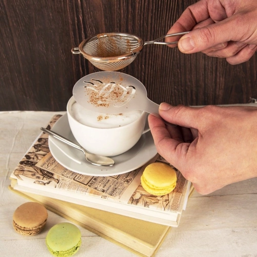 Saupoudrage uniforme pour un motif net