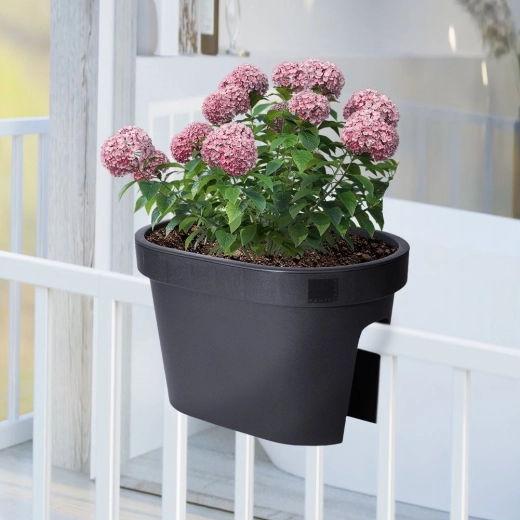 Montage simple et sécurisé sur rambarde