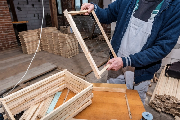 Idéal pour le câblage des cadres apicoles