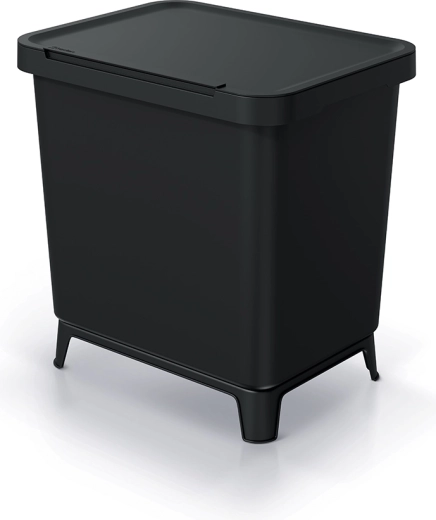 Structure stable avec des pieds pratiques