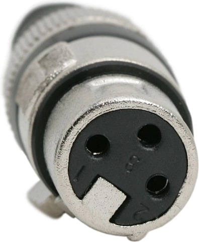 Connexion XLR à trois broches