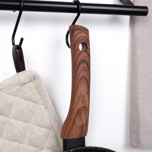 Look bois confortable de la poignée