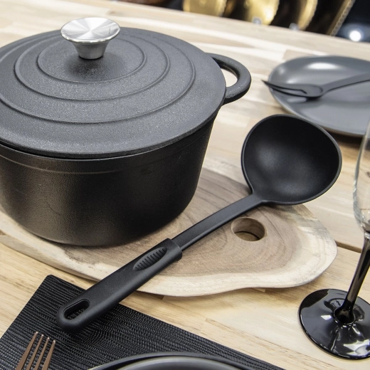 Design noir moderne BLACKLINE