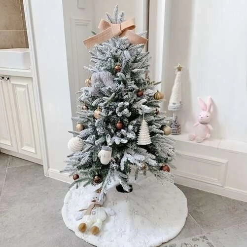 Espace pratique pour les cadeaux et protection du sol
