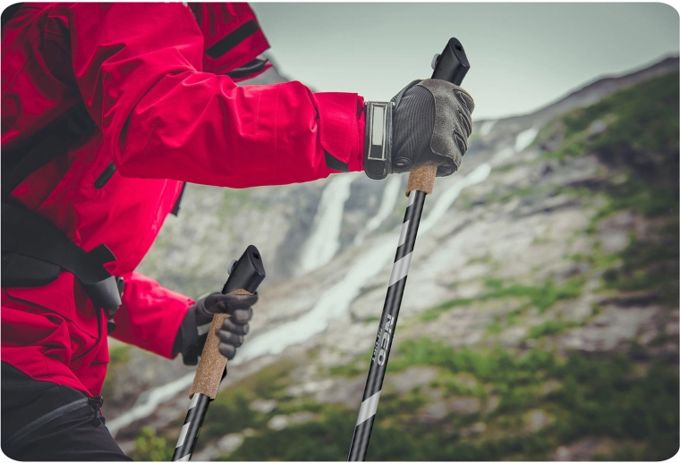 Longueur réglable 85–143 cm pour tous les terrains