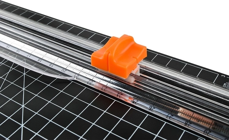 Alignement précis grâce à la grille et aux échelles