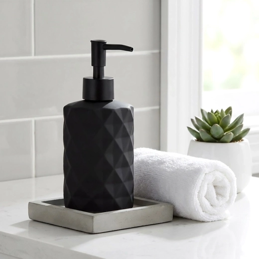 Organisation stylée au lavabo comme à l’évier