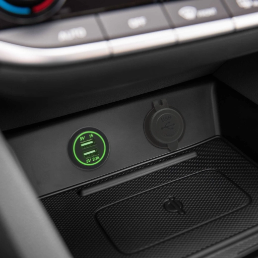 Prise USB double encastrable pour automobile