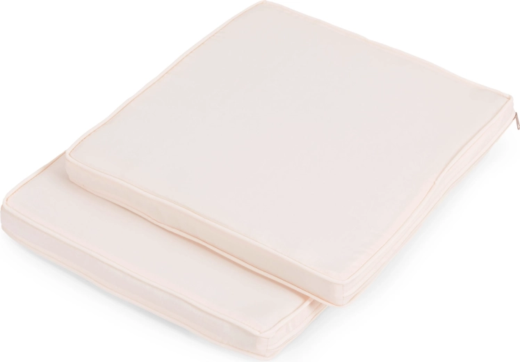 Coussins confortables avec housses résistantes