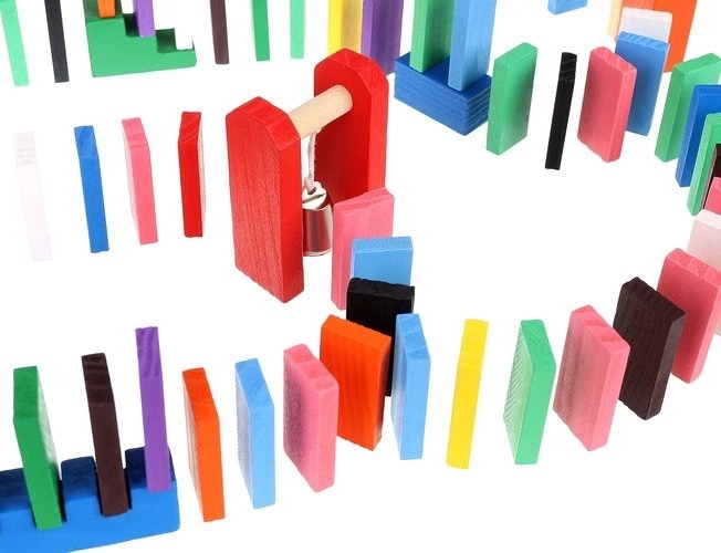 1131 pièces pour de grands parcours de dominos