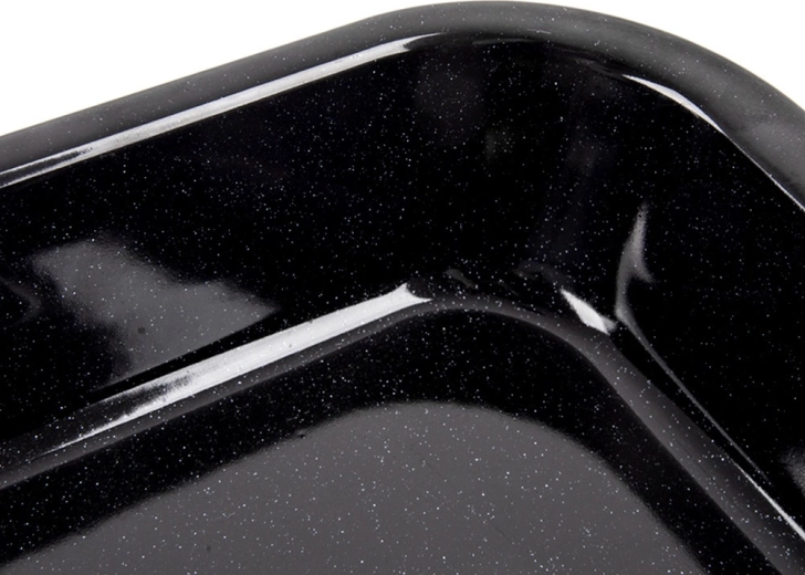 Acier émaillé résistant pour une cuisson quotidienne