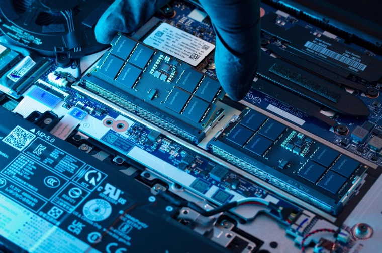 Installation facile dans un ordinateur portable