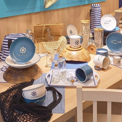 Couleur bleue pour une table plus fraîche