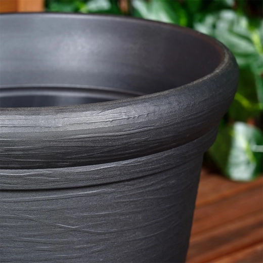 Matériau résistant et léger