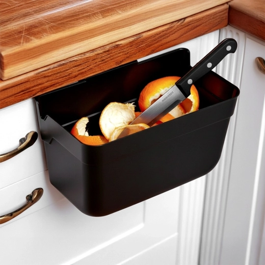 Évacuation rapide des restes directement depuis le plan de travail