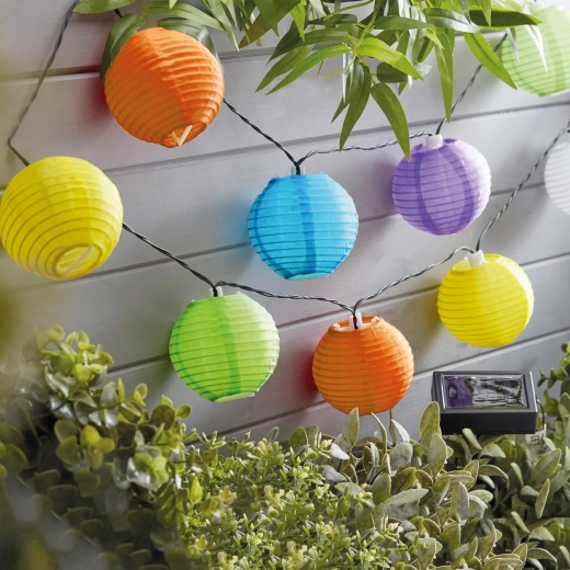Lampions colorés avec lumière LED