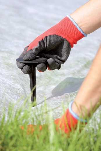 Crochets antidérapants contre le mouvement