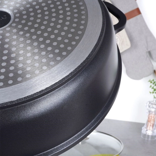 Compatible avec toutes les plaques, y compris induction