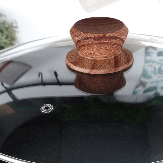 Couvercle en verre et poignée froide au décor bois