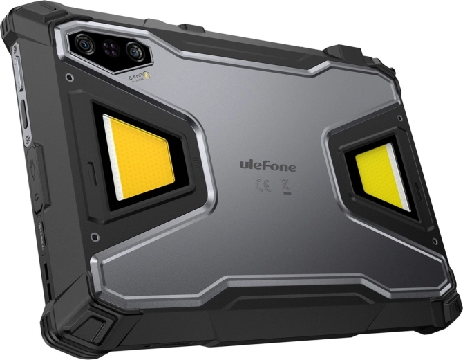 Éclairages de travail LED et appareils photo doubles