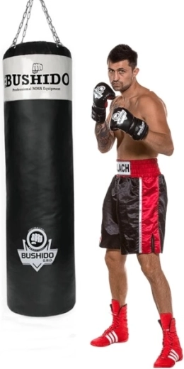 Chaînes soudées et crochet pivotant