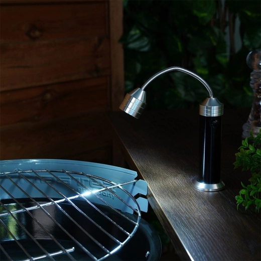 Base magnétique pour une fixation stable