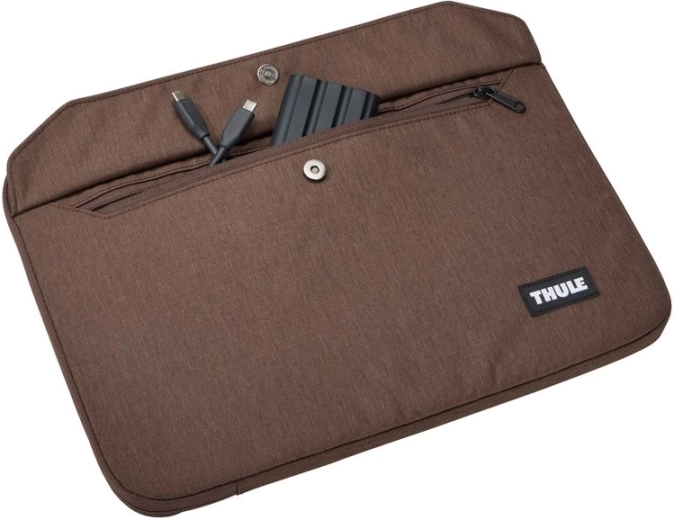 Poche avant pour accessoires