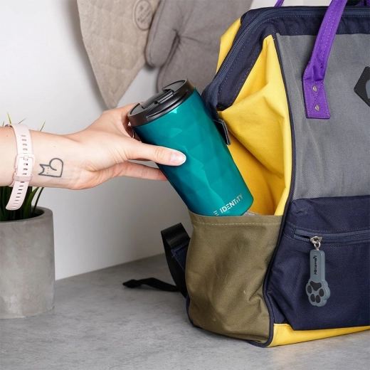 Forme ergonomique et compatibilité avec les porte-gobelets