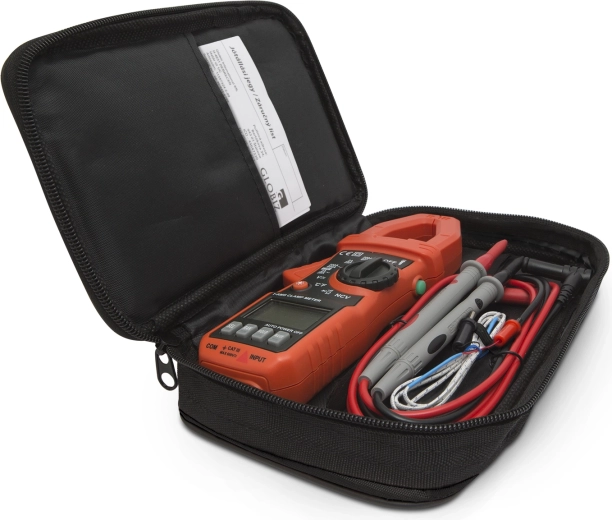 Accessoires pratiques dans un étui de protection