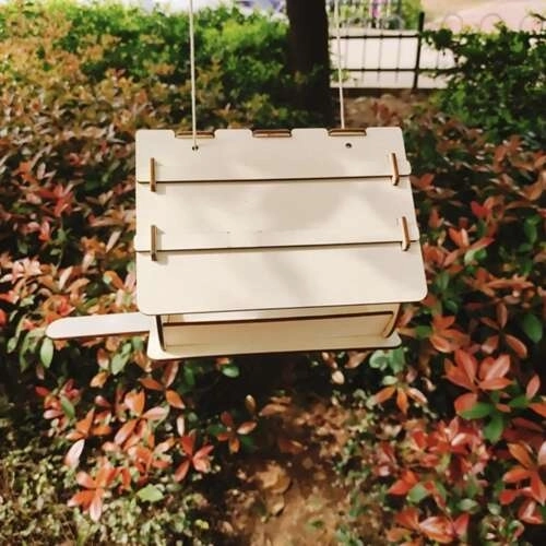 Mangeoire pratique pour petits oiseaux