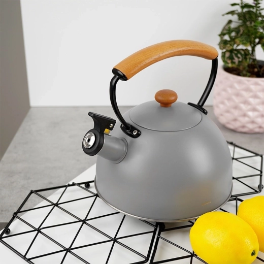 Poignée ergonomique en bois pour une prise sûre