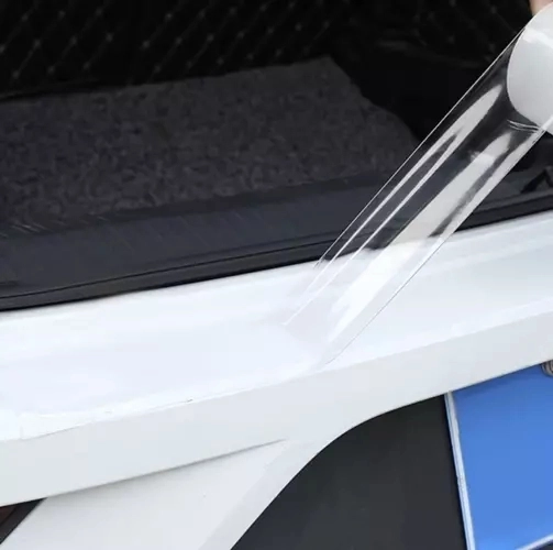 Film transparent discret et pratique