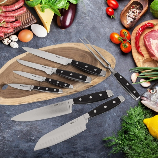 Poignée solide pour une prise en main sûre lors du travail de la viande