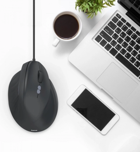 Boutons silencieux et commandes latérales pour un travail plus fluide