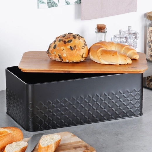 Un couvercle qui sert de planche à découper